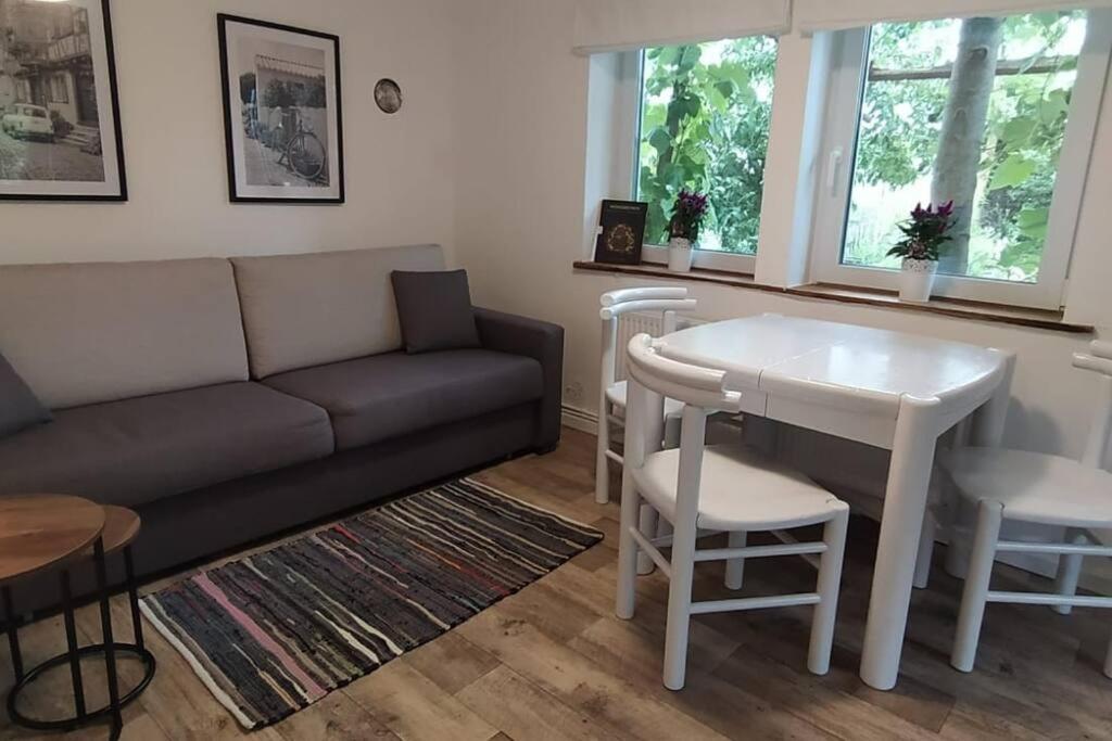 Fairschlafen - Gartenwohnung Bücken Esterno foto